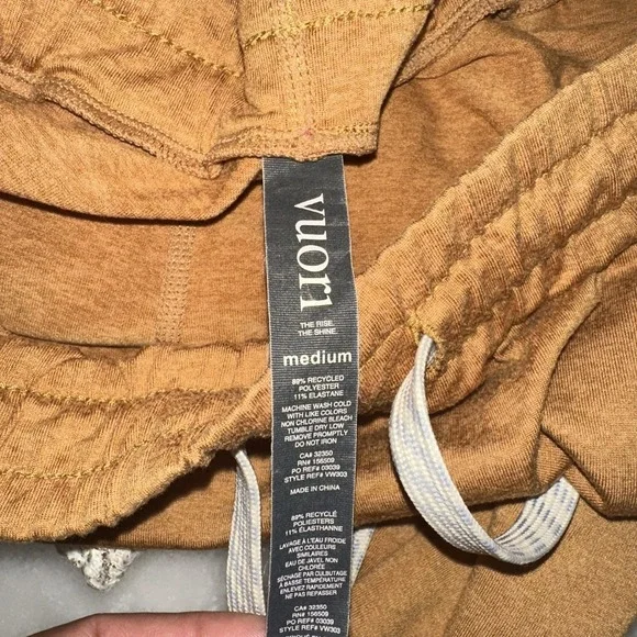VUORI WOMEN'S PERFORMANCE JOGGER Size M Camel - Picture 8 of 8